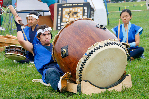 1285: Shumei Taiko Drummers